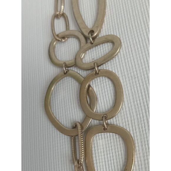 Gold Tone Large Cable Link Chain Metal Circle Pendant Vintage Statement Necklace - Picture 7 of 10